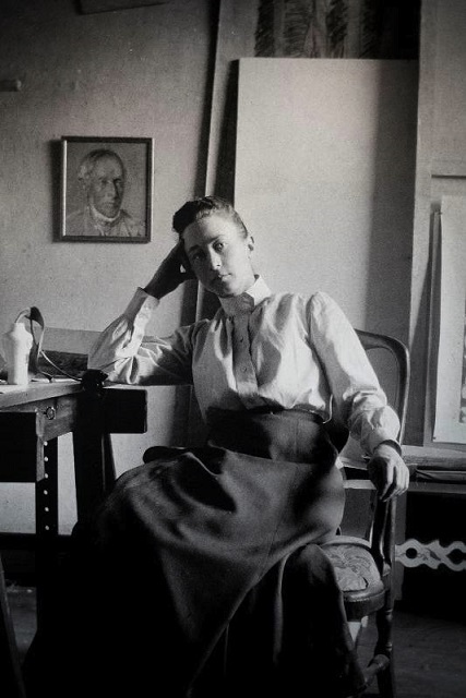 Public Eye c portrait hilma af klint aware women artists artistes femmes
