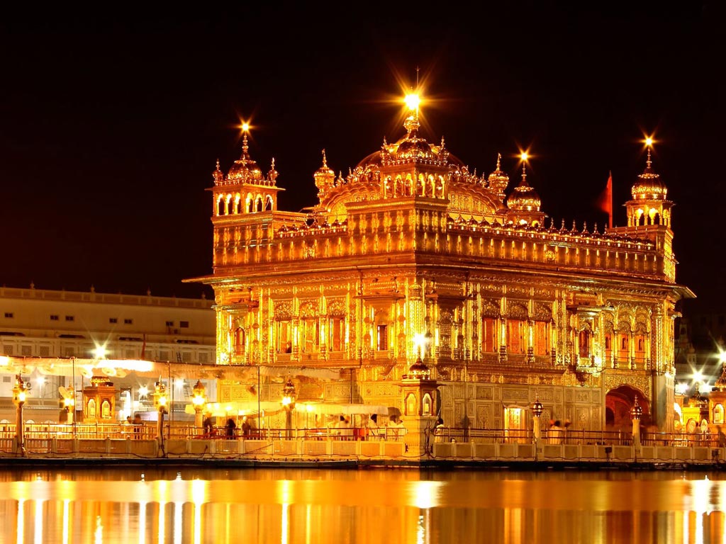 TE 3 Sikhism Golden Temple Nightview
