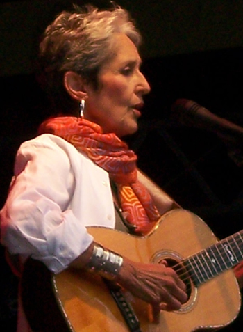  Joan Baez