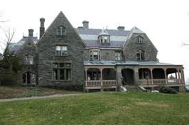 Public Eye Bax f Greystone Dodge house