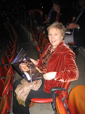 The Society MI 12 Pamela Zane Keys