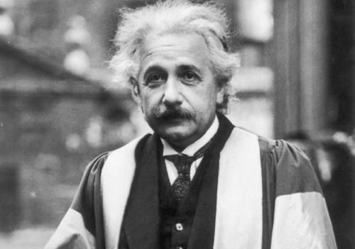 MTr. Anecdotes 3 Albert-Einstein-