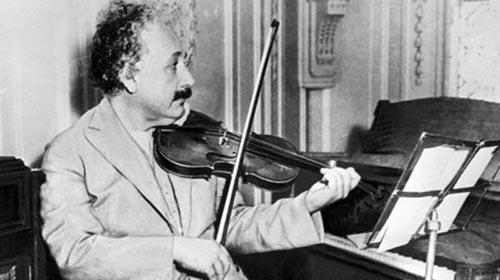 MTr 5 Einstein